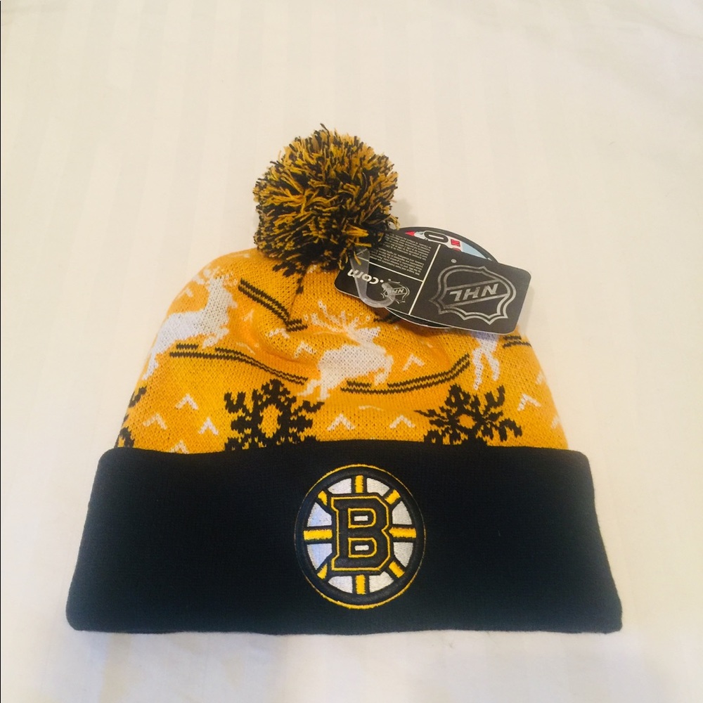 Boston Bruins knit with Pom by Zephyr.